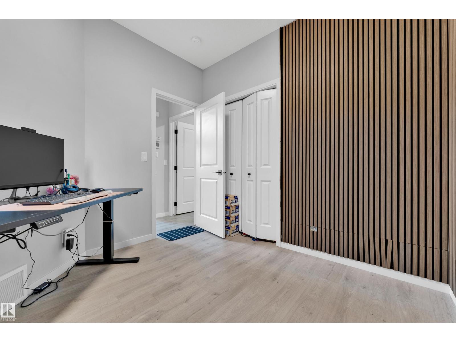 6364 174 AV NW - 11