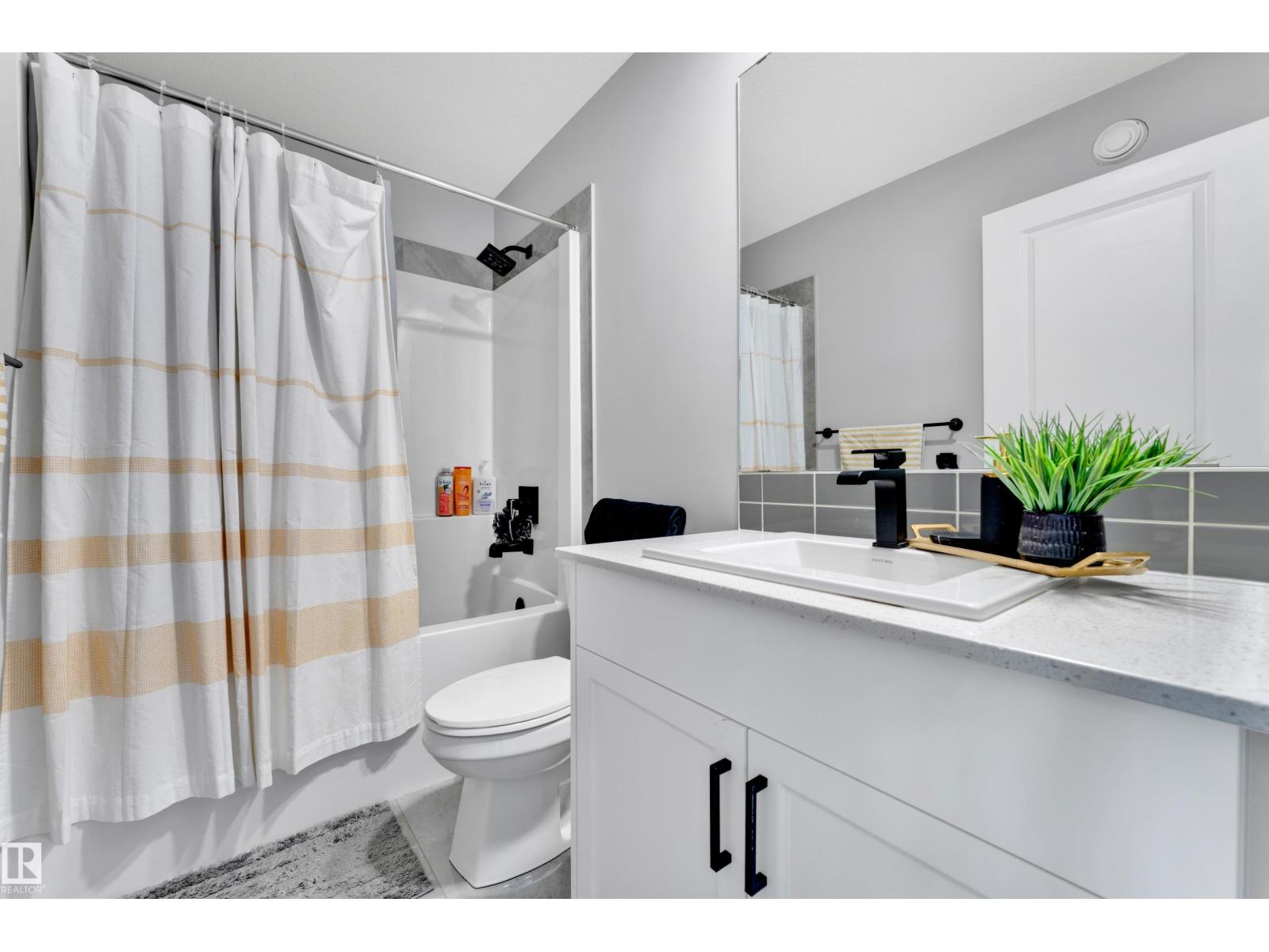6364 174 AV NW - 24