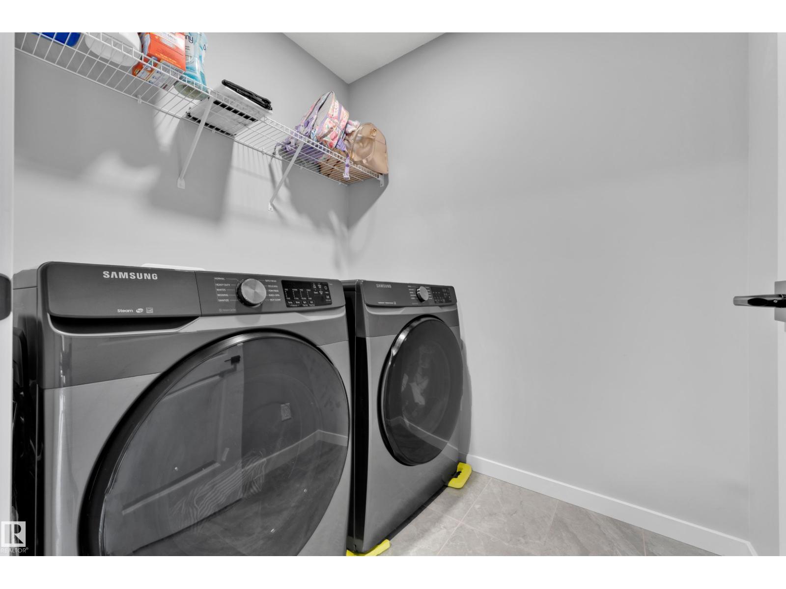 6364 174 AV NW - 28
