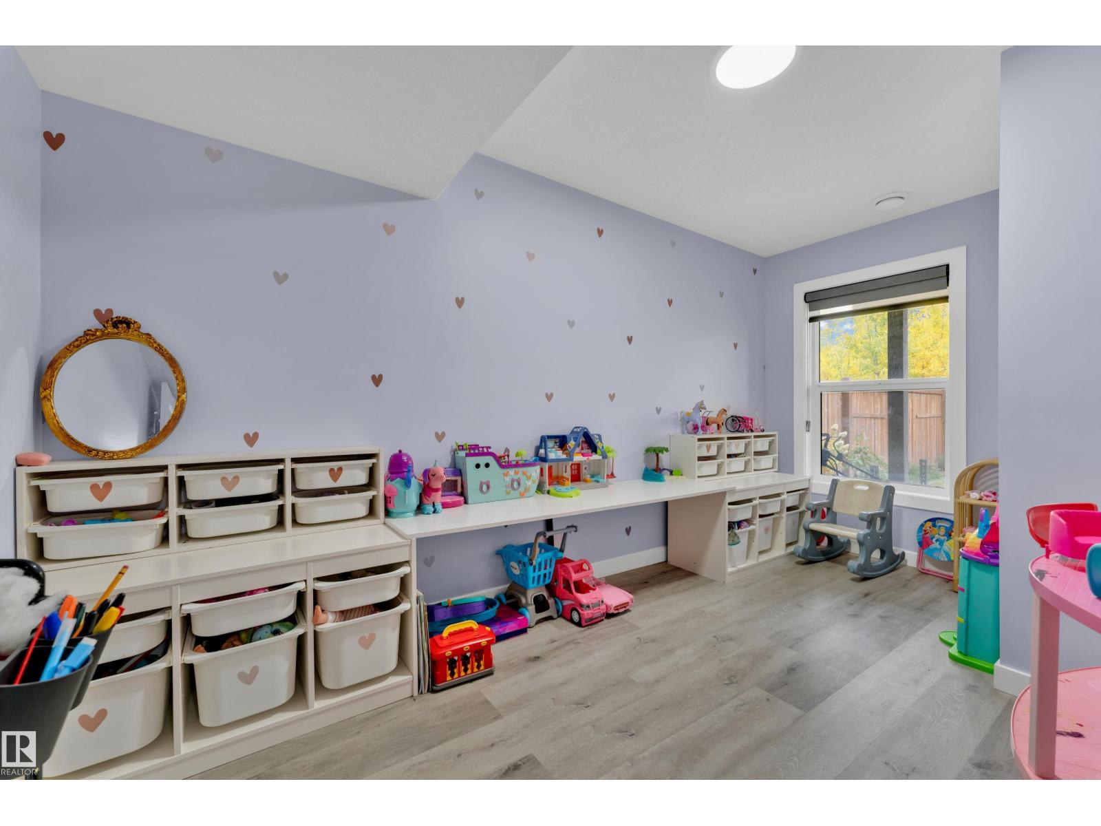 6364 174 AV NW - 44