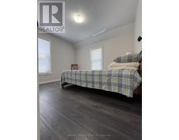 Bedroom 2 - 5527 Palmer Avenue, Niagara Falls, ON L2E3V3 Photo 9