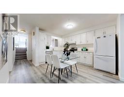Kitchen - 12a Kenmore Avenue, Toronto, ON M1K1B4 Photo 6