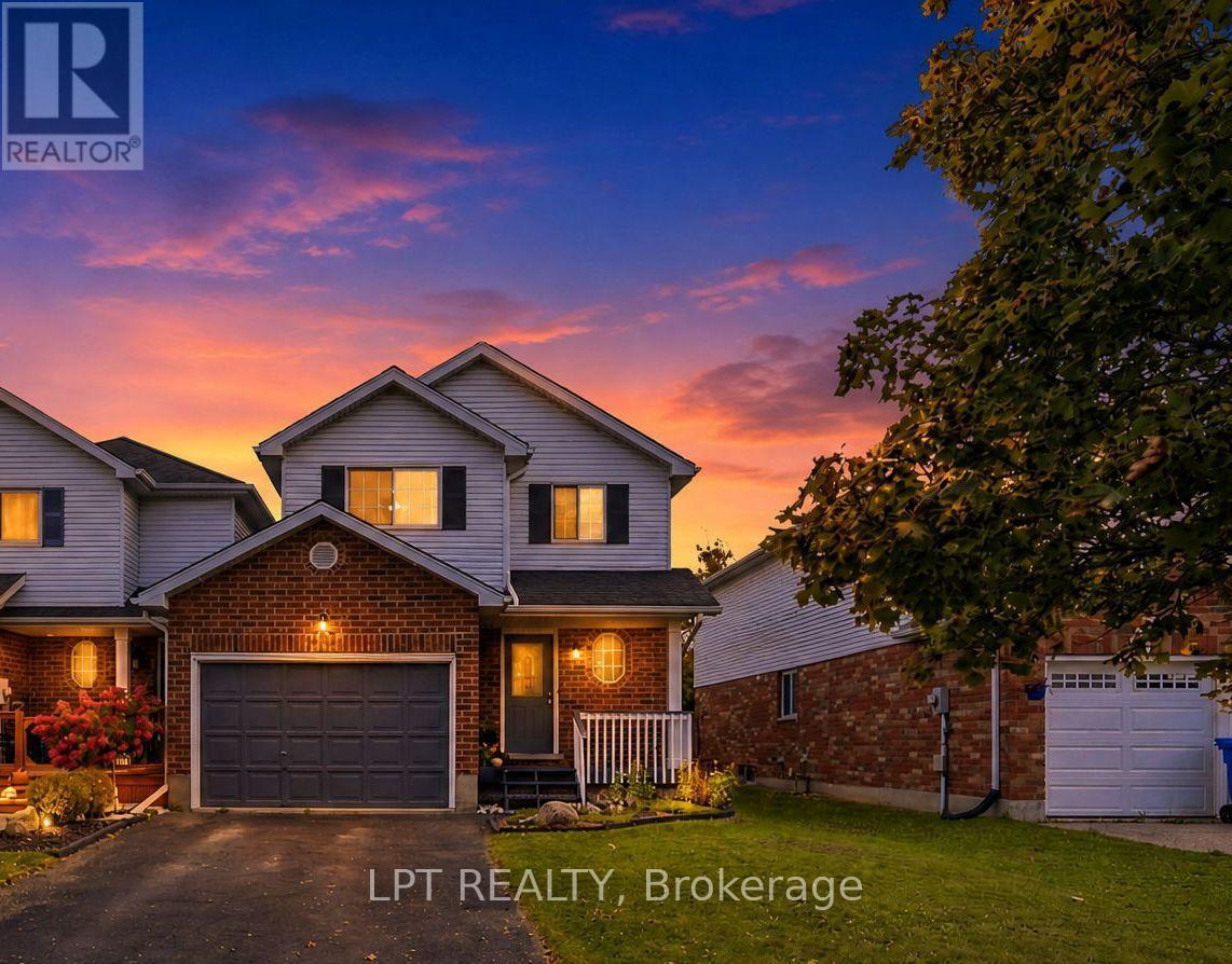 232 TAIT CRESCENT - 1