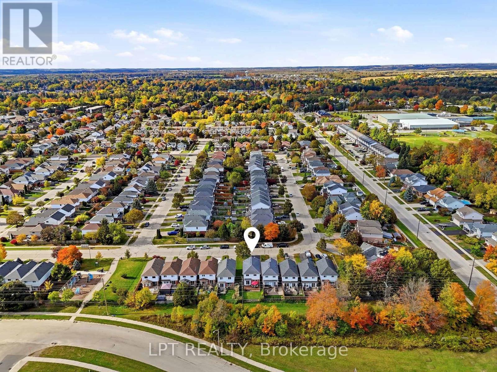 232 TAIT CRESCENT - 36