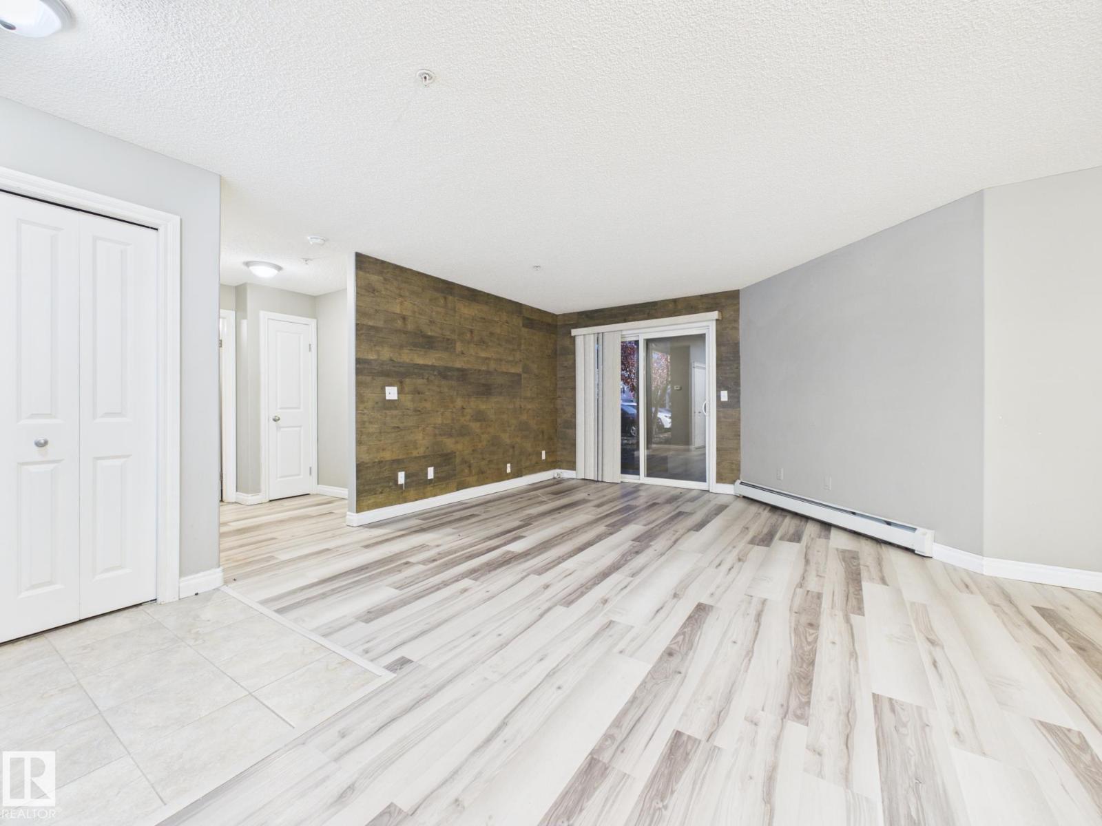 #102 16221 95 ST NW - 9