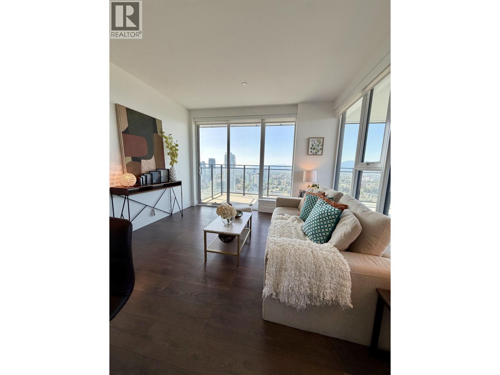 Photo of 3608 4711 HAZEL STREET 36