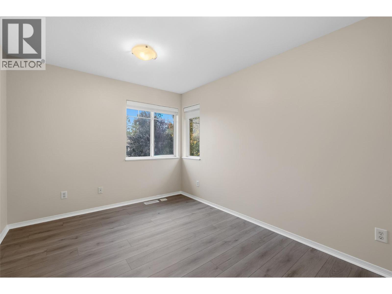 2145 Chilcotin Crescent - Image 25