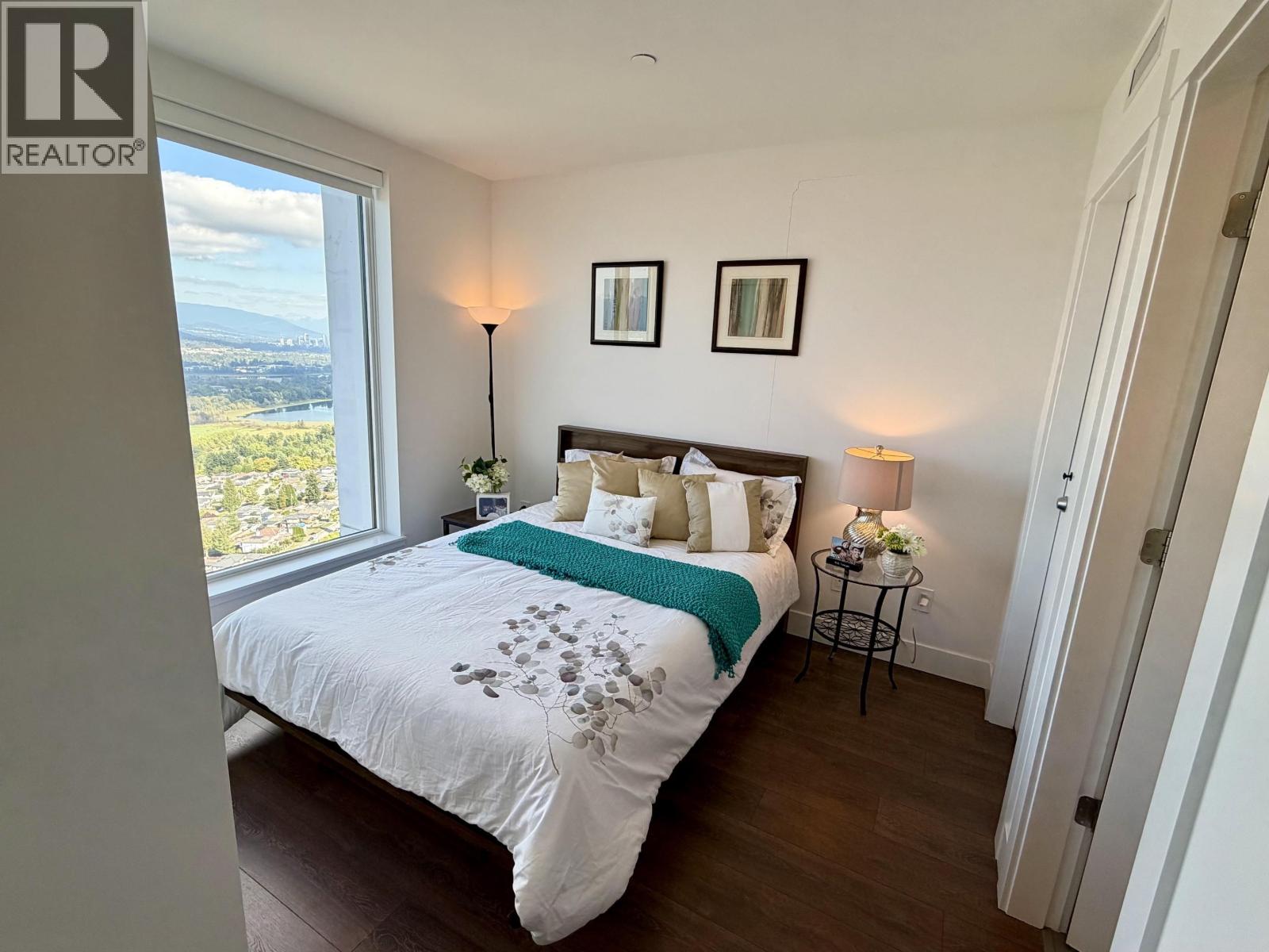 Photo of 3608 4711 HAZEL STREET 31