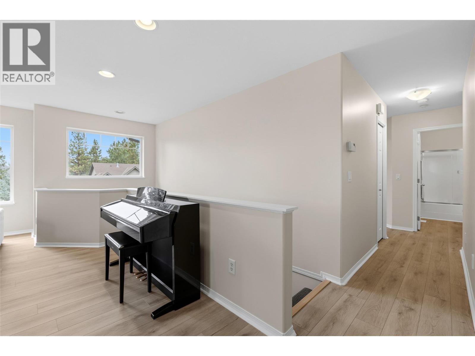 2145 Chilcotin Crescent - 18
