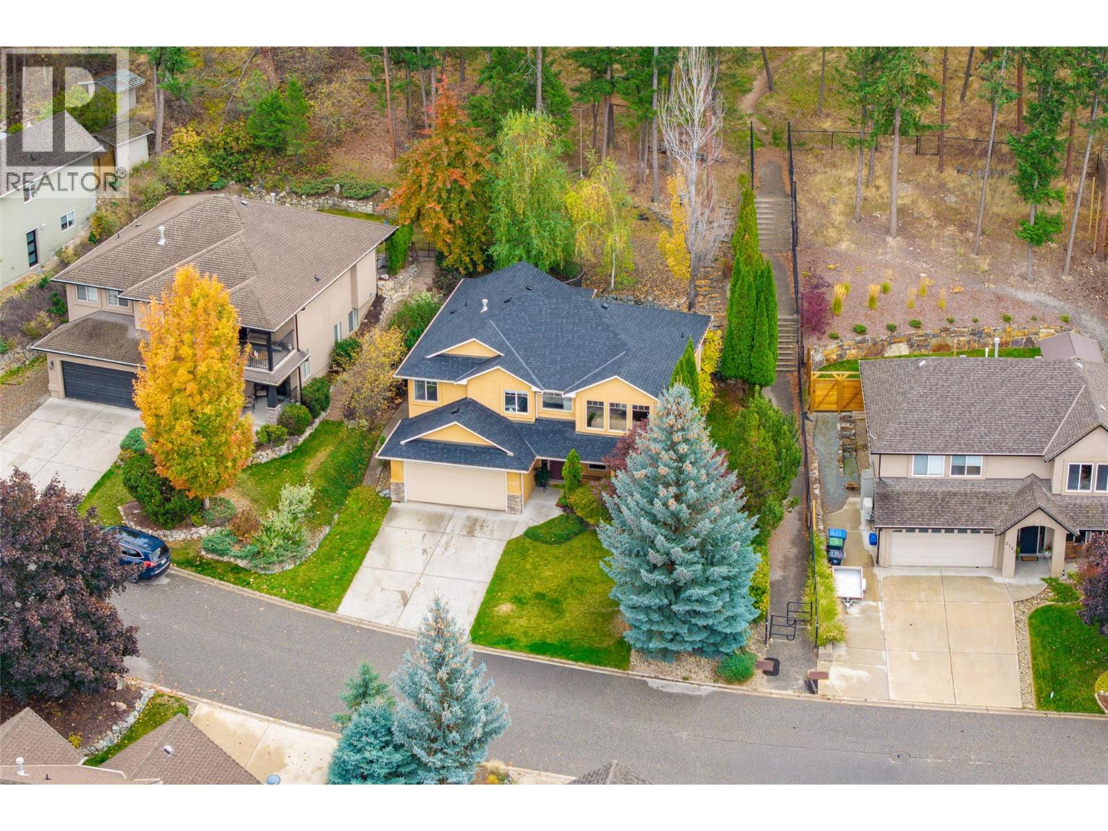 2145 Chilcotin Crescent - 47