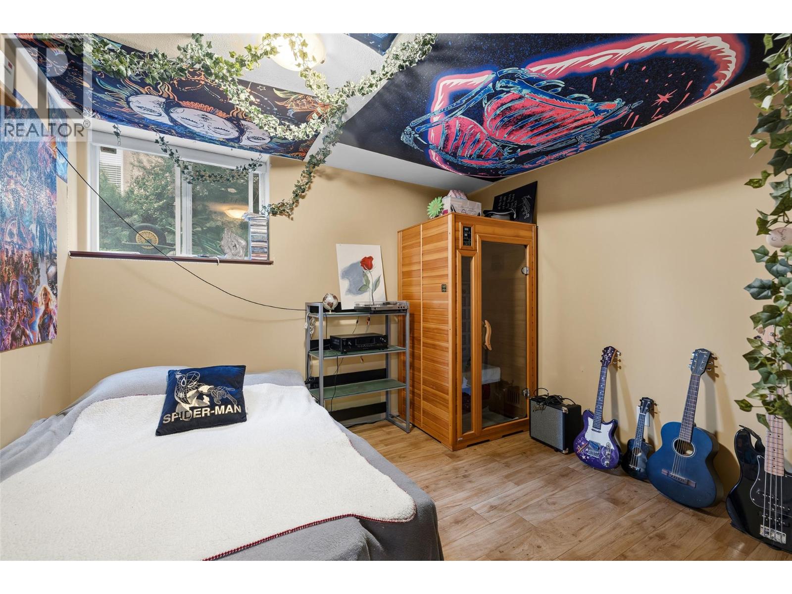2145 Chilcotin Crescent - Image 32