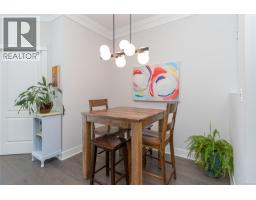701 845 Yates St, Victoria, BC V8W4A3 Photo 12