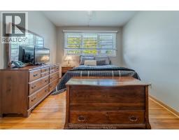 Foyer - 1049 Buckingham Road, Windsor, ON N8S2E2 Photo 16