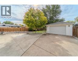1049 Buckingham Road, Windsor, ON N8S2E2 Photo 34