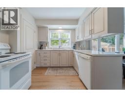 Kitchen - 1049 Buckingham Road, Windsor, ON N8S2E2 Photo 13