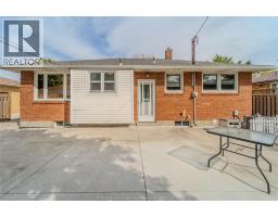 1049 Buckingham Road, Windsor, ON N8S2E2 Photo 33