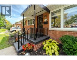 1049 Buckingham Road, Windsor, ON N8S2E2 Photo 44