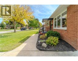 1049 Buckingham Road, Windsor, ON N8S2E2 Photo 43