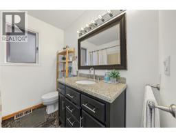 3745 Kimatouche Road, Kelowna, BC V1Y7R2 Photo 30