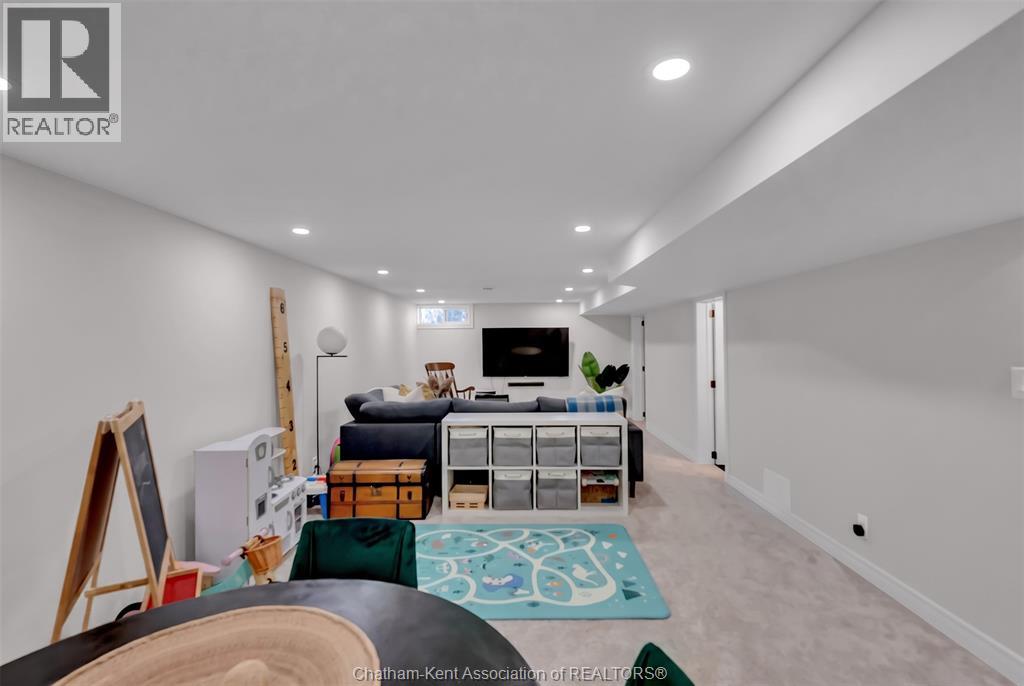 300 Indian Creek Road East — photo 28