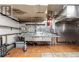 Rear - 592 Queen Street W, Toronto, ON M6J1E3 Photo 28