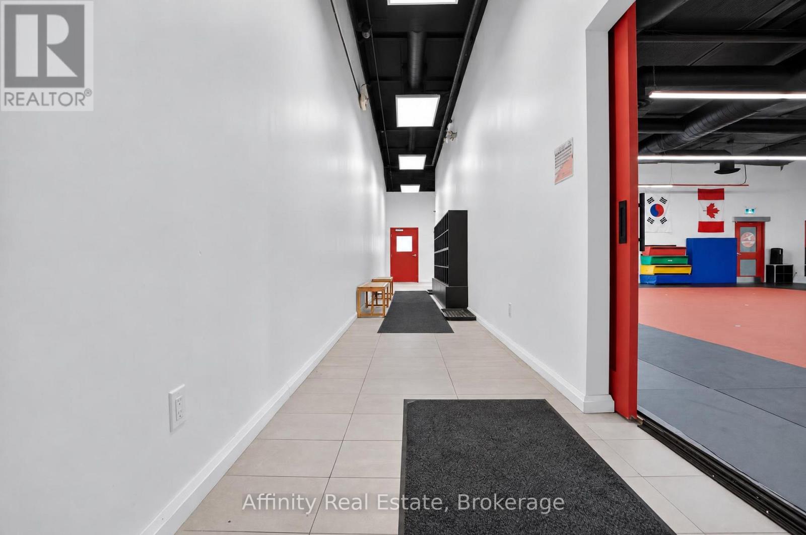 1200 Brant Street — photo 16