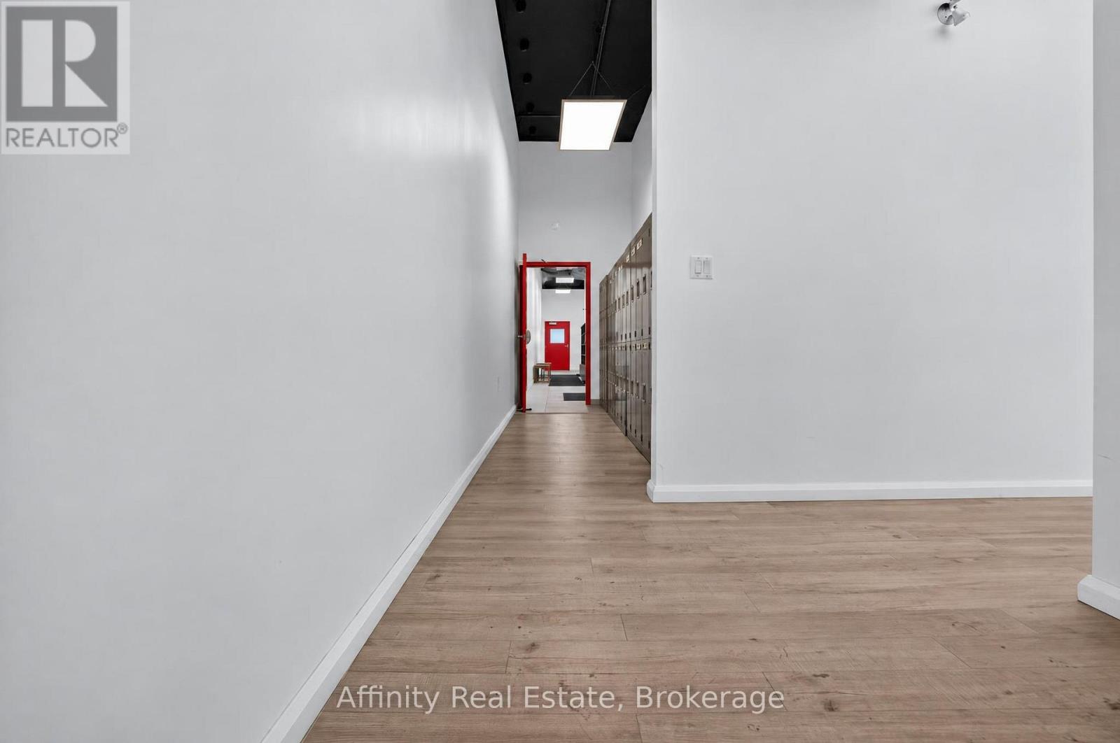 1200 Brant Street — photo 27