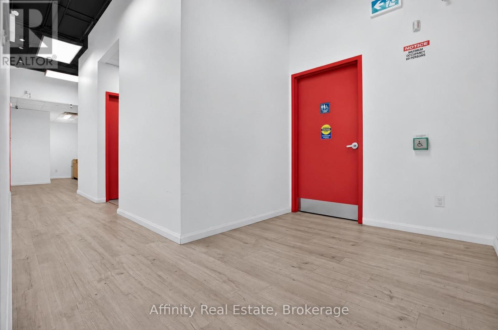 1200 Brant Street — photo 28
