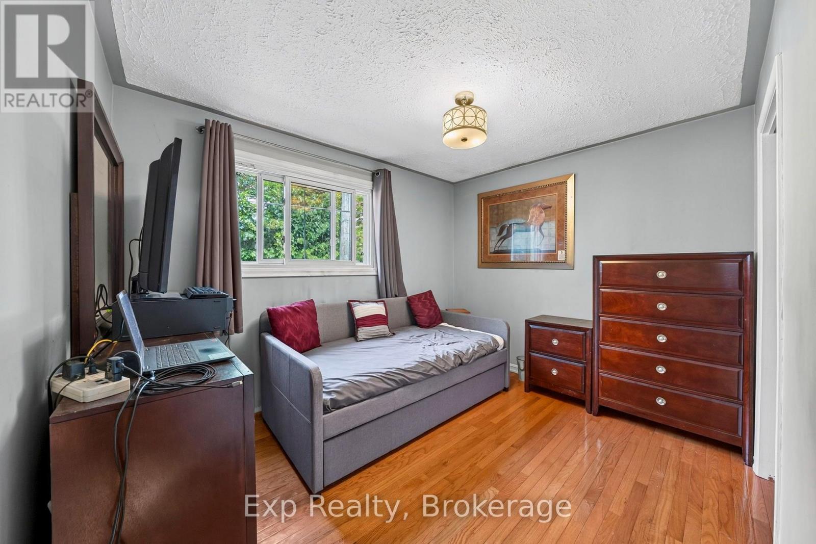 20 Westmount Court, Quinte West, ON photo 15
