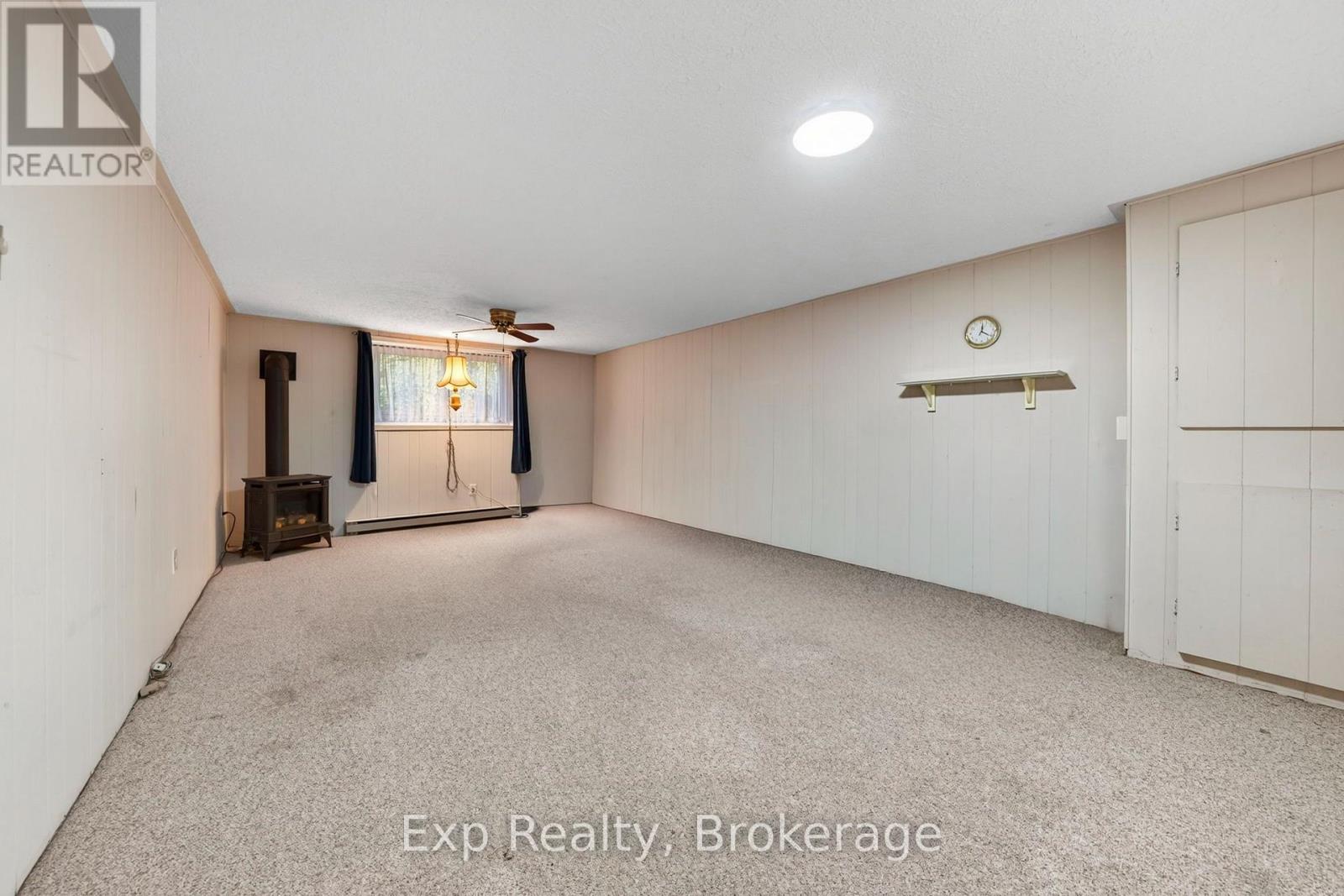 20 WESTMOUNT COURT - 20