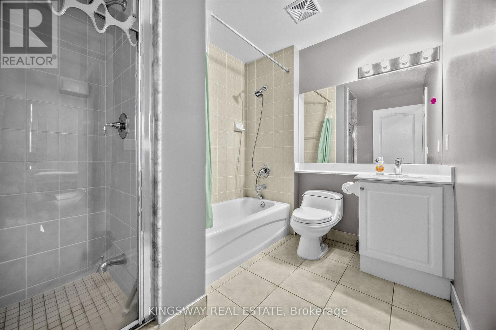 117- 7373 Kennedy Road, Markham, ON photo 21
