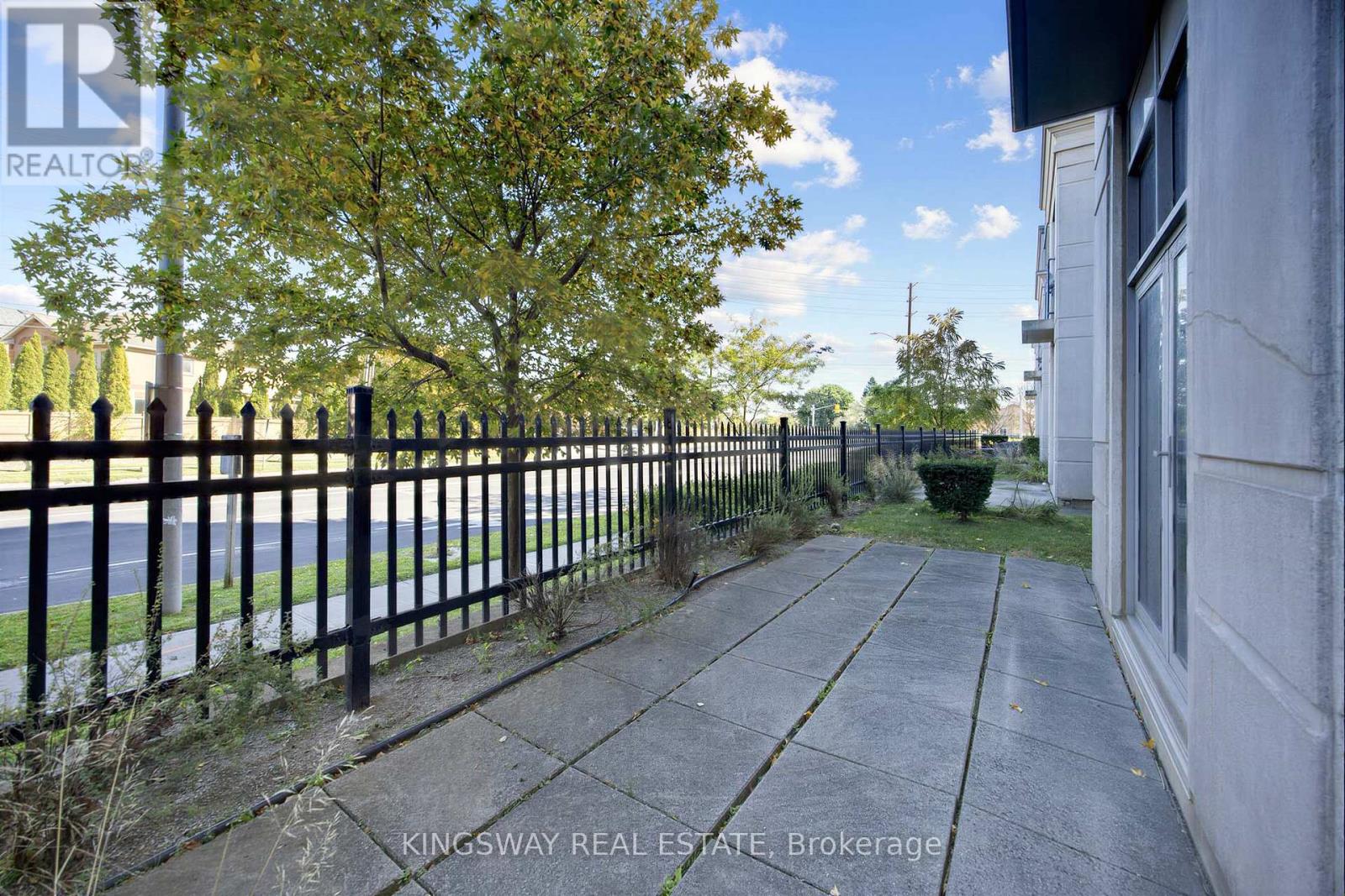 #117 7373 KENNEDY ROAD - 27