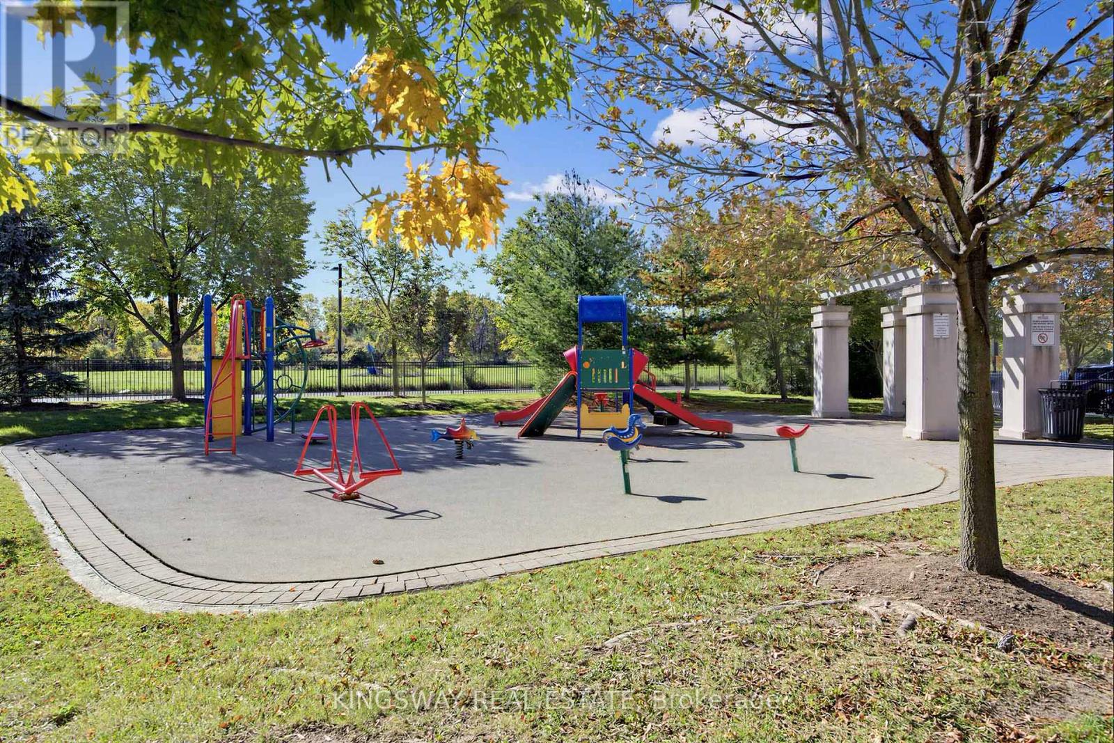 117- 7373 Kennedy Road, Markham, ON photo 30