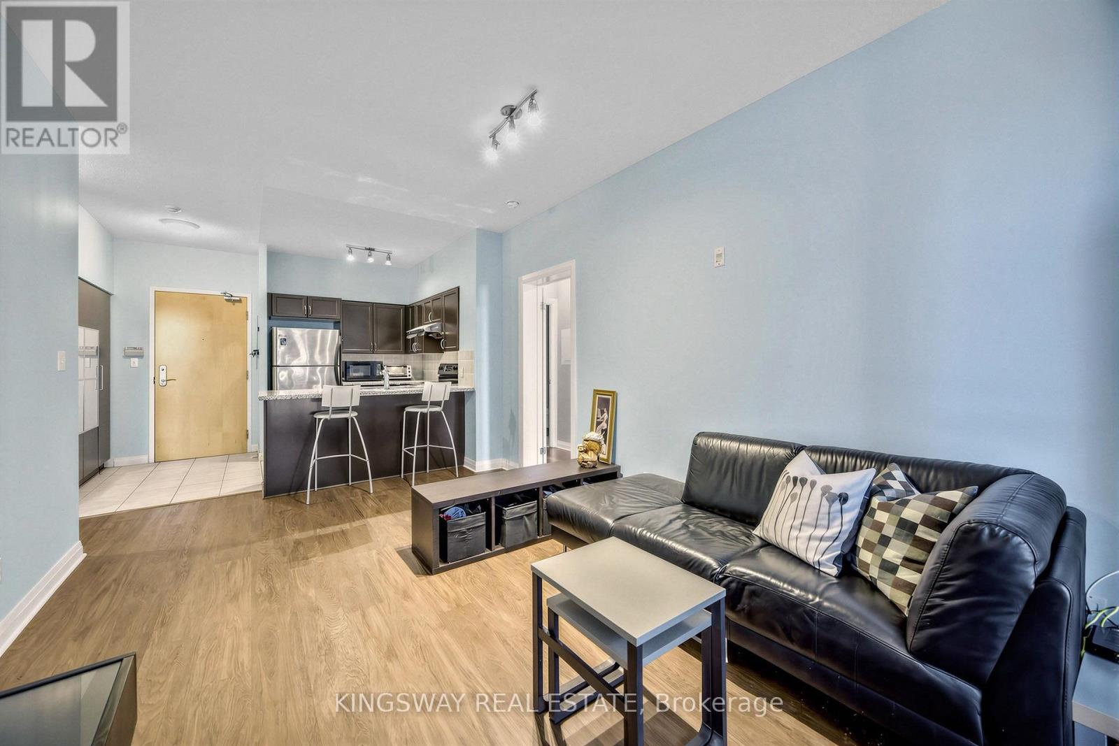 #117 7373 KENNEDY ROAD - 7