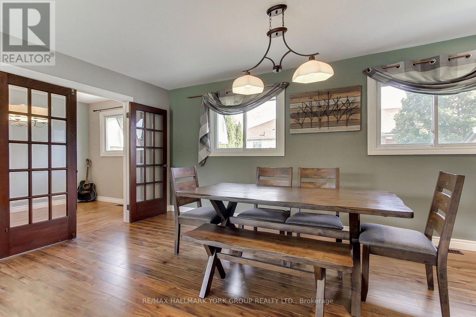 137 CHURCHILL ROAD S - Image 19