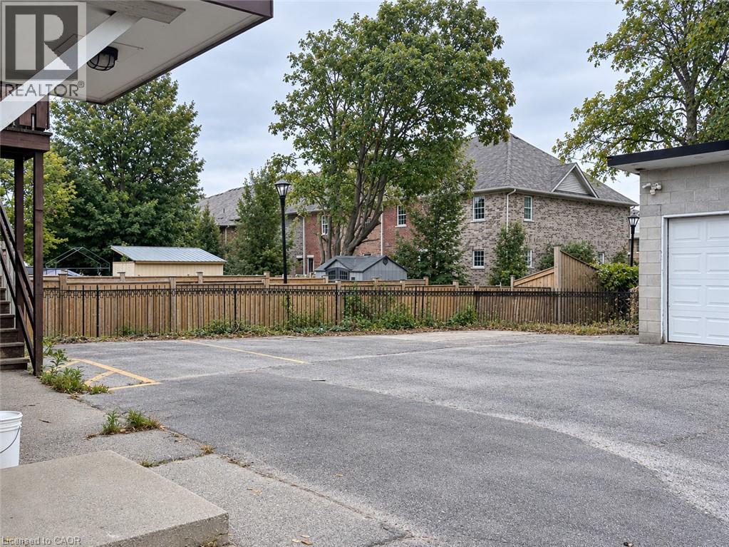 173 Blucher Street — photo 11
