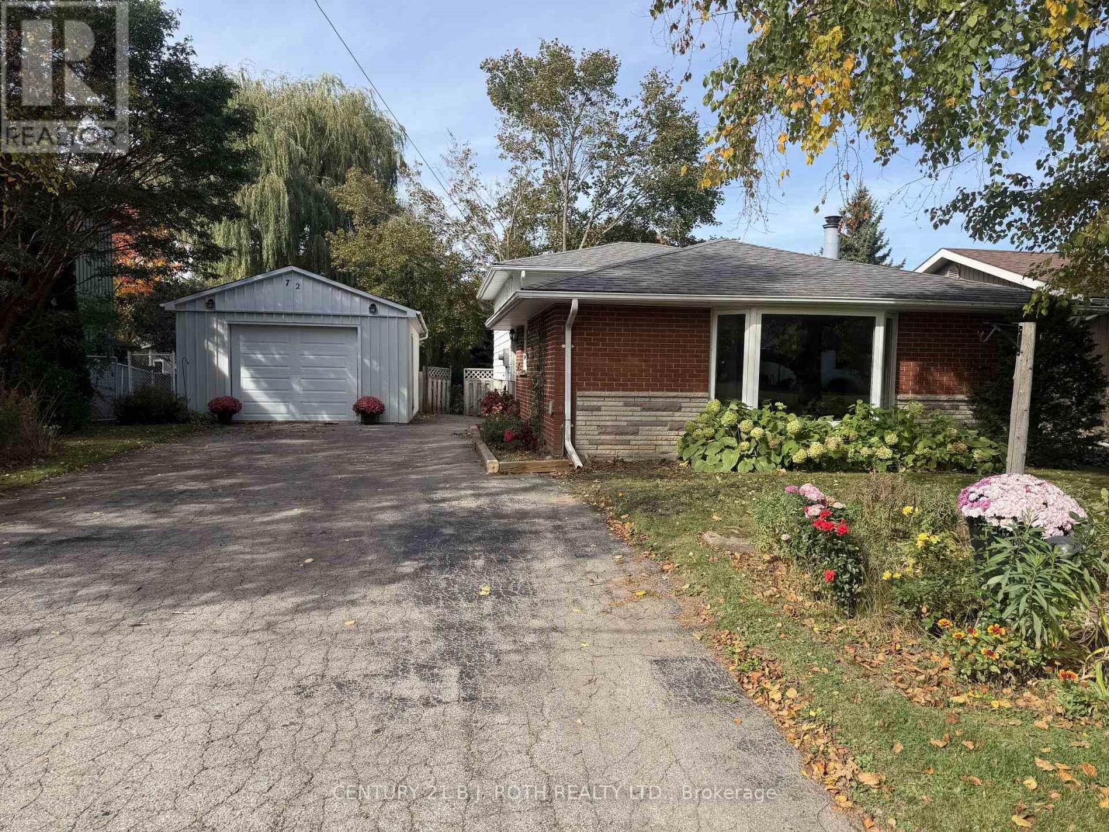72 ALLAN STREET - 2