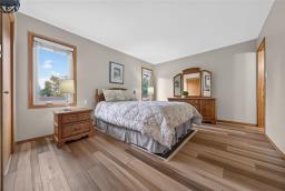 89 Goldthorpe Crescent, Winnipeg, MB R2N3E5 Photo 22