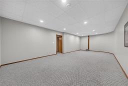89 Goldthorpe Crescent, Winnipeg, MB R2N3E5 Photo 29