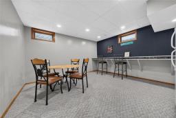 89 Goldthorpe Crescent, Winnipeg, MB R2N3E5 Photo 31