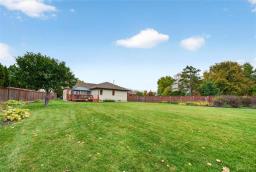 Storage - 89 Goldthorpe Crescent, Winnipeg, MB R2N3E5 Photo 10