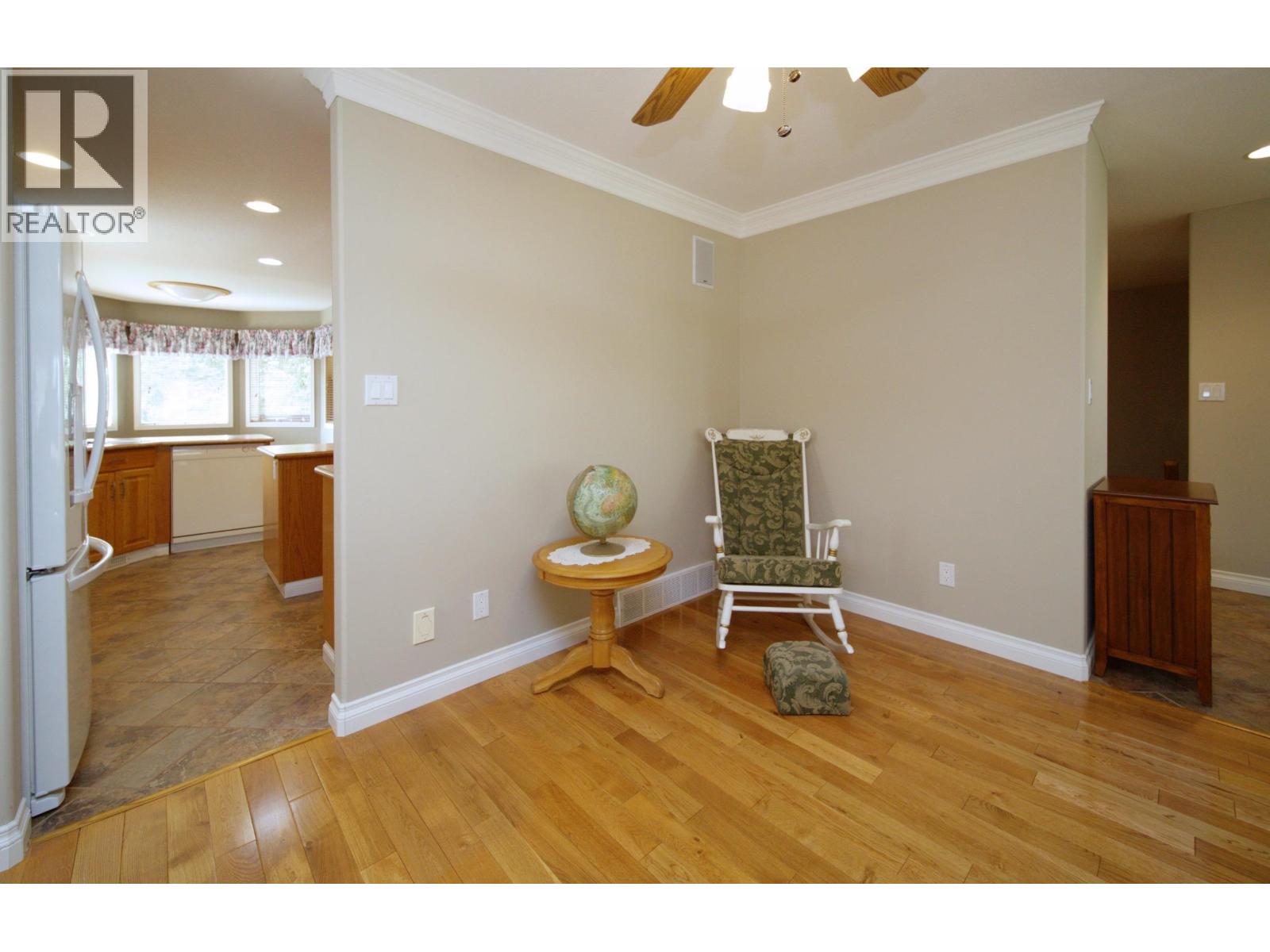 599 PEARKES DRIVE - 18