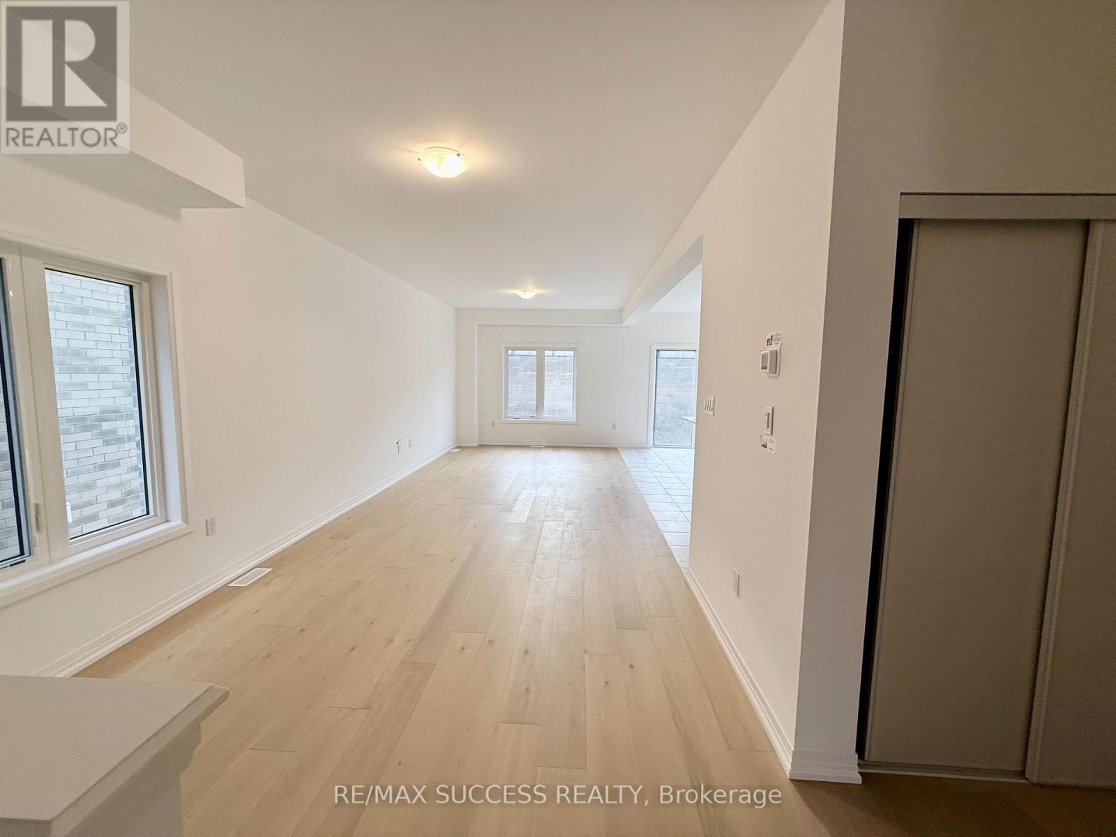 93 FLAN BOULEVARD, Barrie — photo 10