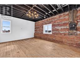 Penthouse - 87 Main Street, Penetanguishene, ON L9M1S8 Photo 17