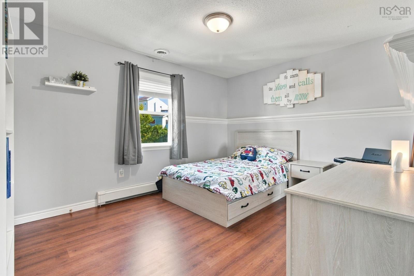 Property 24 of 41 of 42 Beech Tree Run