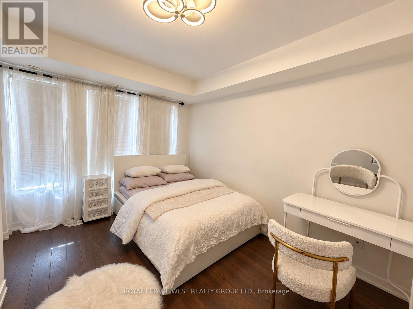 238 - 2355 SHEPPARD AVENUE W, Toronto (Humberlea-Pelmo Park) — photo 10