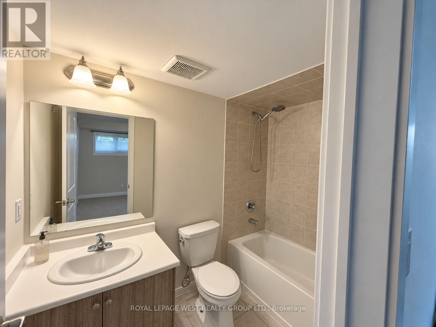 2355 Sheppard Avenue West — photo 13