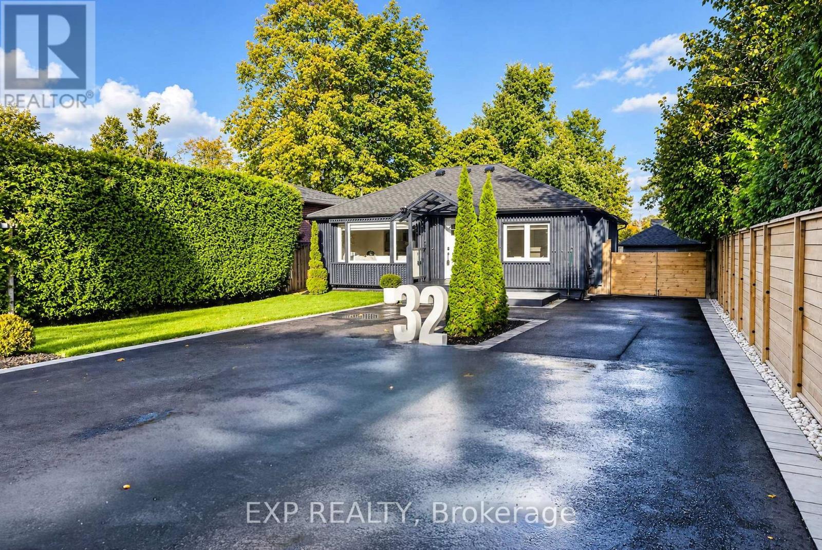 32 Farley Circle — photo 49