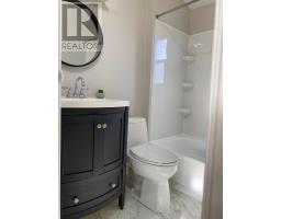 736 Tate Avenue, Hamilton, ON L8H6L7 Photo 9