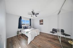 87 Petriw Bay, Winnipeg, MB R2R1K2 Photo 11